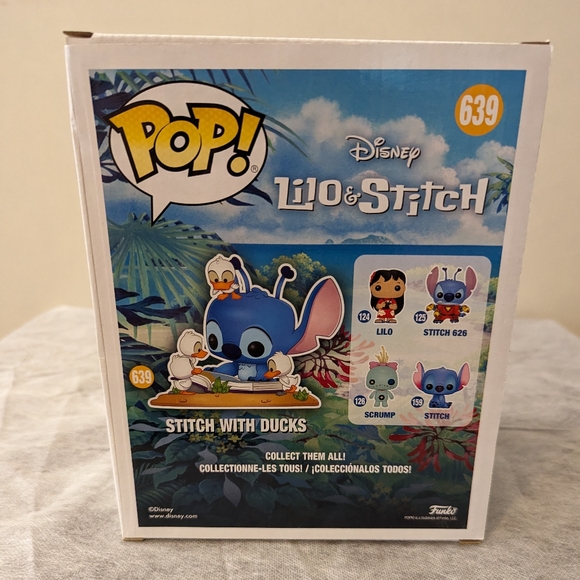 Funko Pop Vinyl: Stitch with Ducks Figurine #639 Deluxe 6" Boxlunch Exclusive - Picture 3 of 6